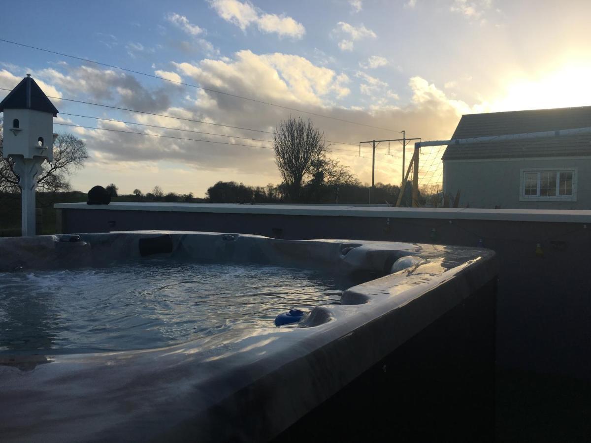 Bed and Breakfast Arvalee Retreat With Outdoor Hottub Omagh Exteriér fotografie